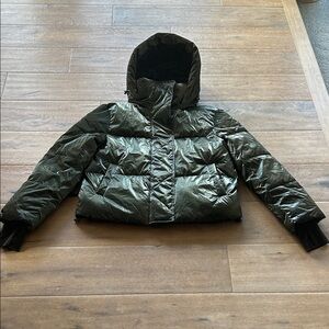 GAP Olive Green Puffer Jacket